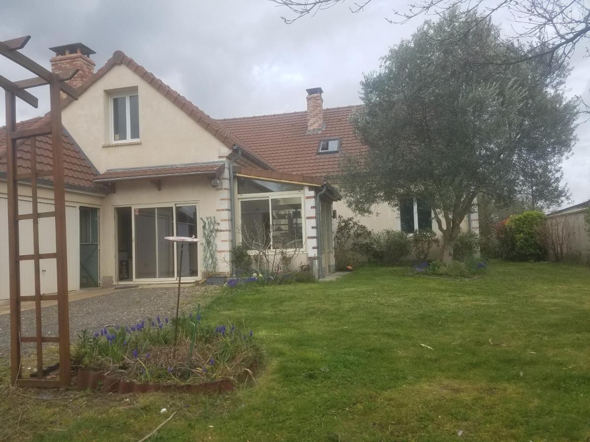 Chez Bea Apartment Saint-Ouen-en-Belin Екстериор снимка